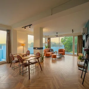 Minimalist Poshtel & Nueva Delhi