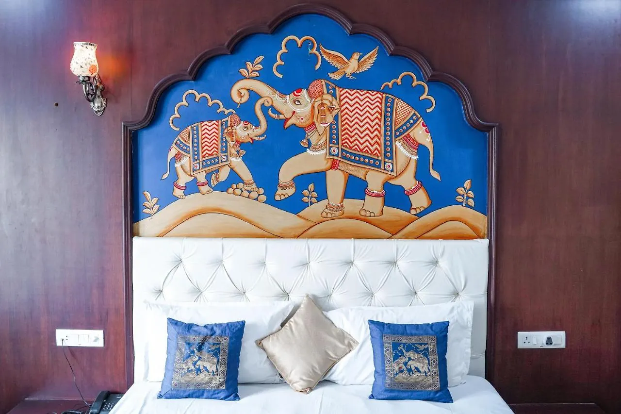 Hide-In Udaipur - A Lake View Boutique Hotel